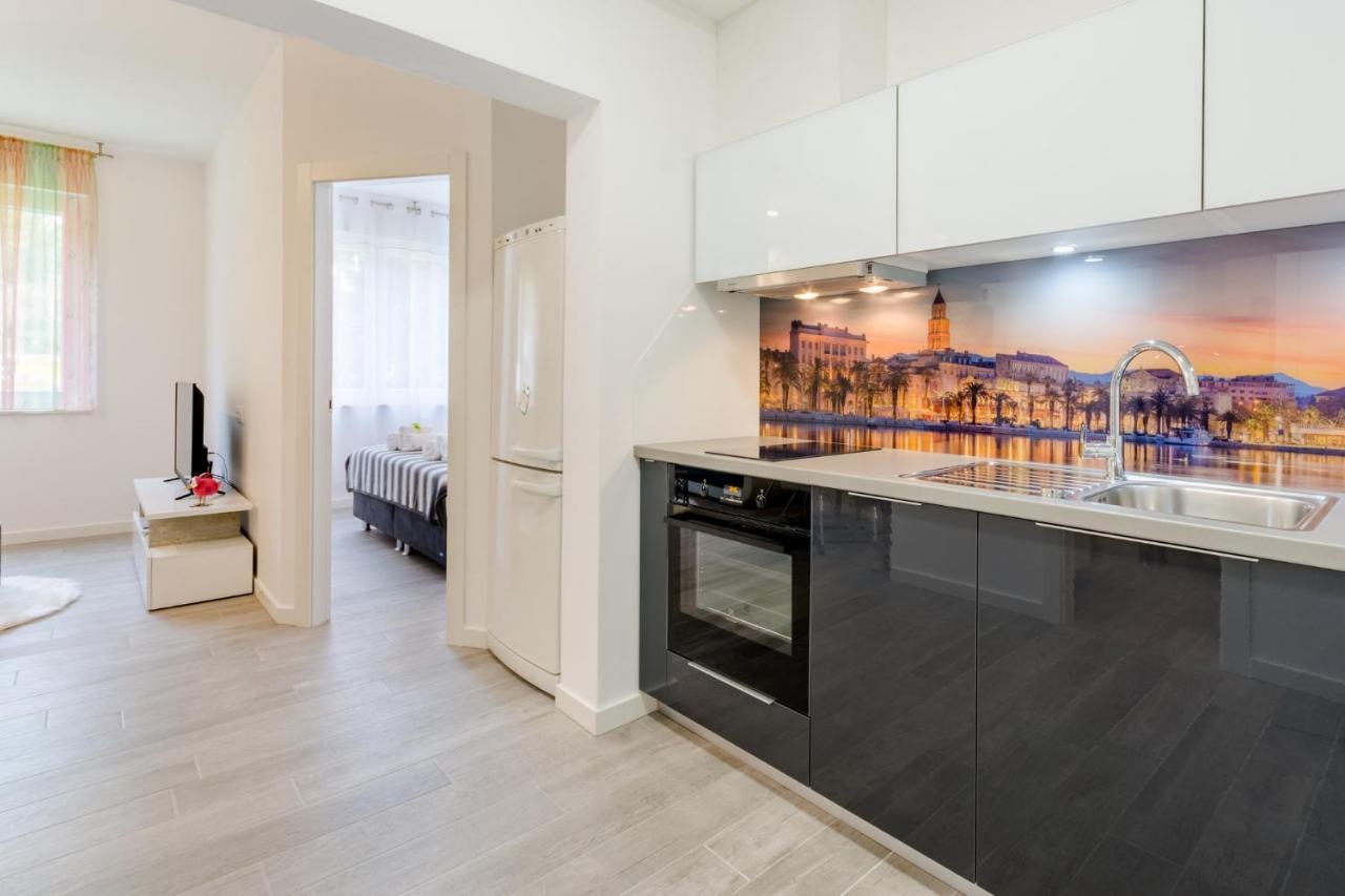 Apartments Niro Split Extérieur photo