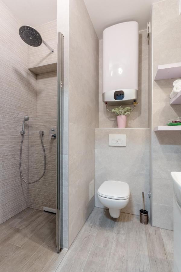 Apartments Niro Split Extérieur photo